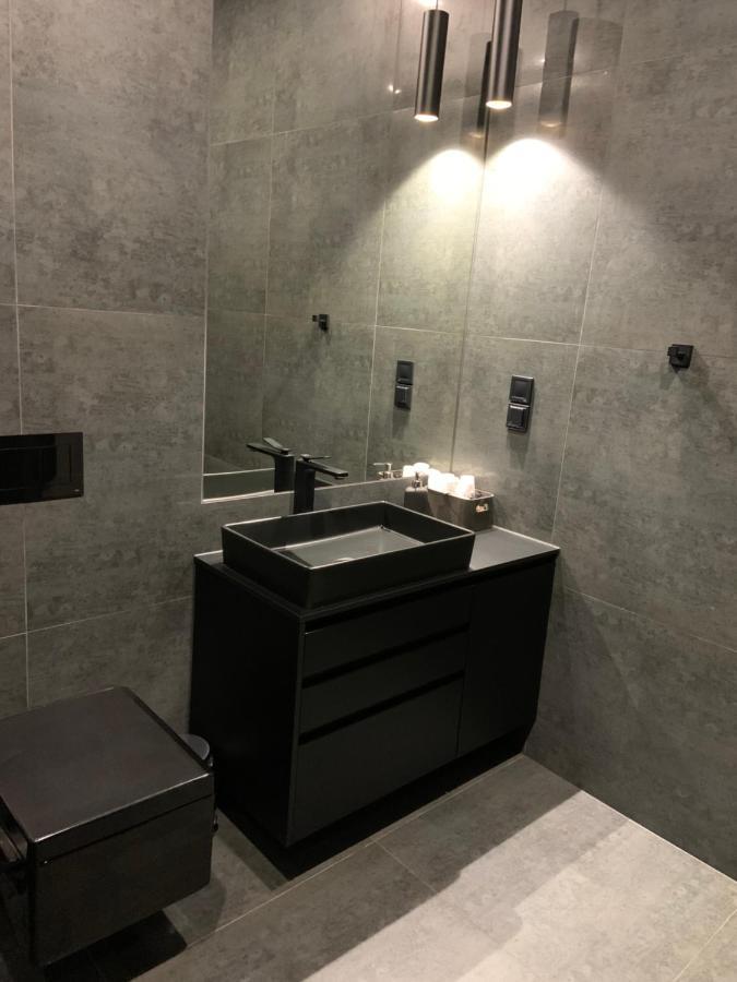 5 Star Apartments - Luxury & Comfort 옐레니아구라 외부 사진