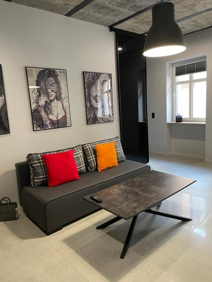 5 Star Apartments - Luxury & Comfort 옐레니아구라 외부 사진