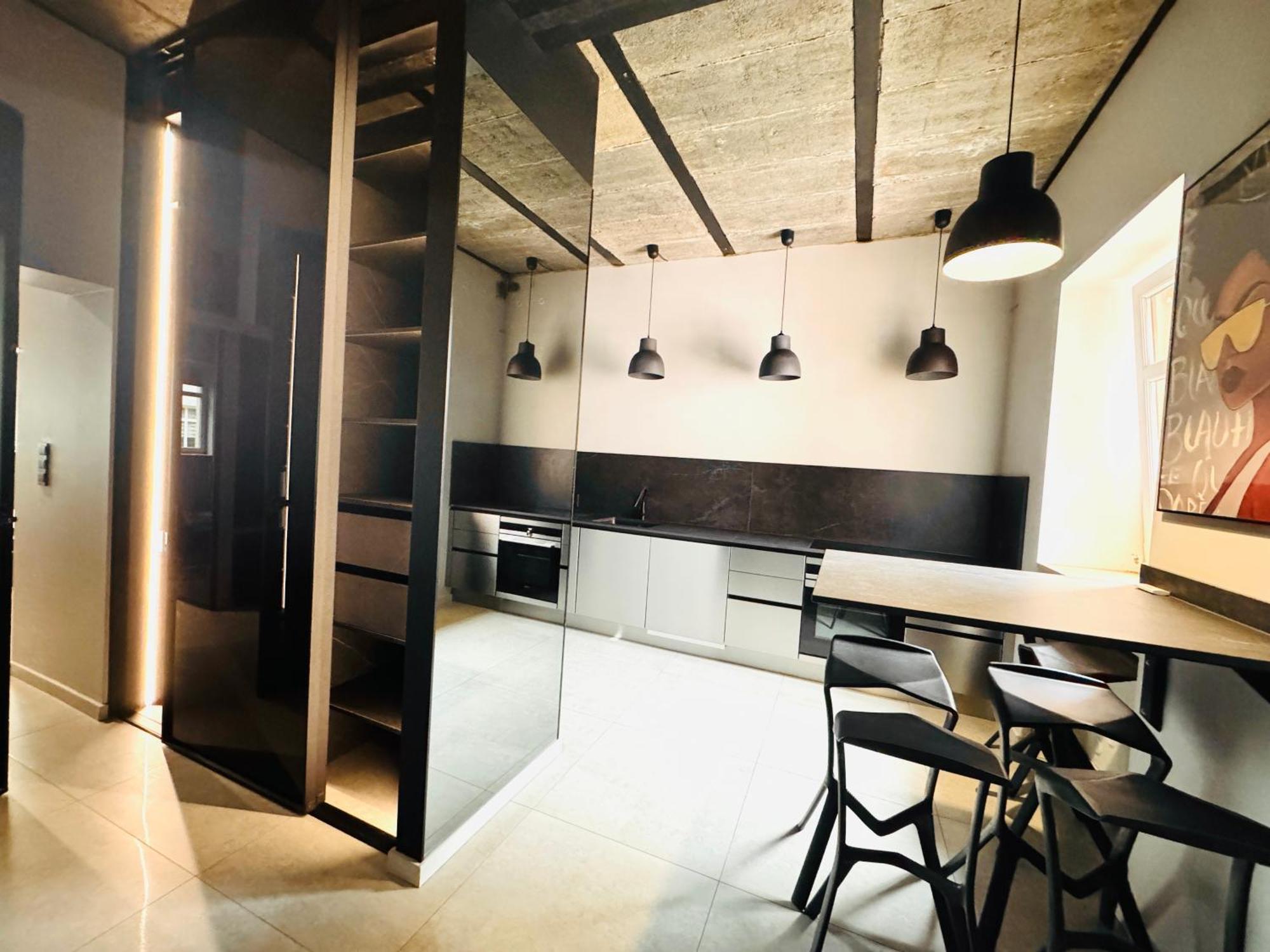 5 Star Apartments - Luxury & Comfort 옐레니아구라 외부 사진